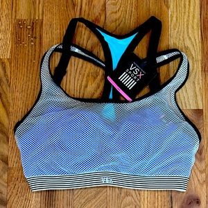 Victoria’s Secret sport bra 32C NWT